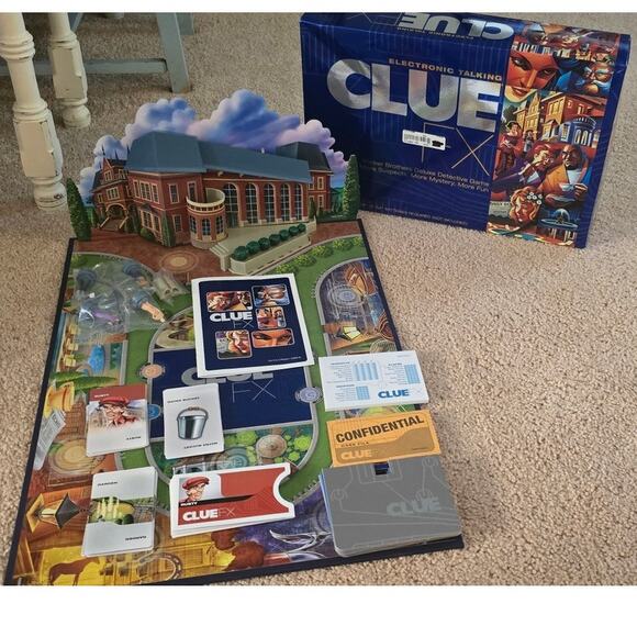 Vintage Clue FX Talking Board Game from 2003 - Picture 3 of 15